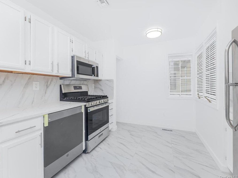 3602 Homestead Ct, Peekskill NY  10566-6903 exterior