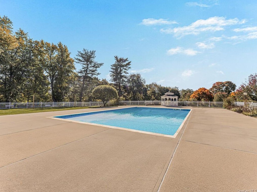 3602 Homestead Ct, Peekskill NY  10566-6903 exterior
