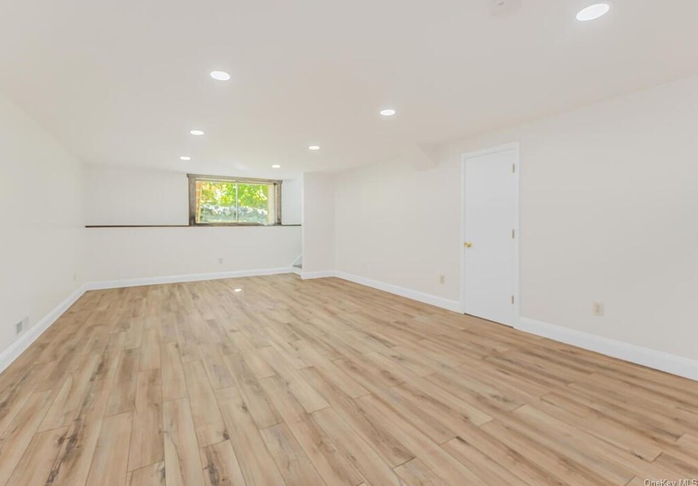 3602 Homestead Ct, Peekskill NY  10566-6903 exterior