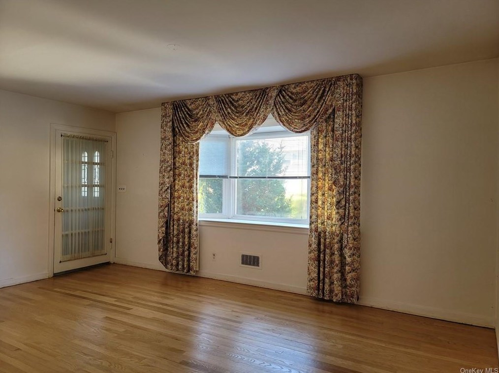 539 Wagner Ave, Mamaroneck NY  10543-2031 exterior