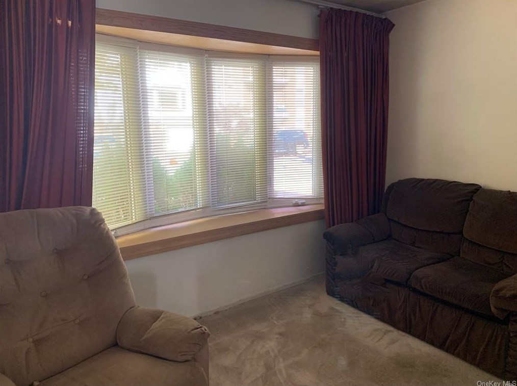 26 Duke Pl, Staten Island NY  10314-5148 exterior