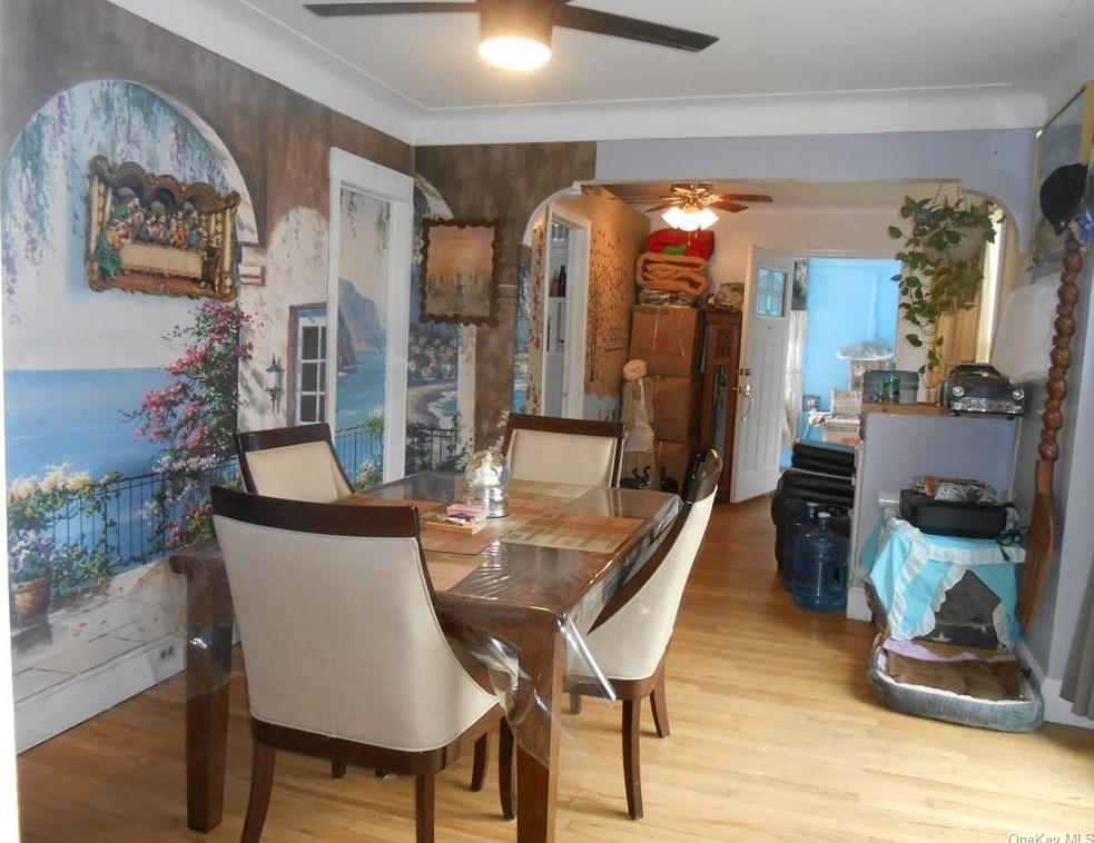 94 Maple St, Newburgh NY  12550-4035 exterior