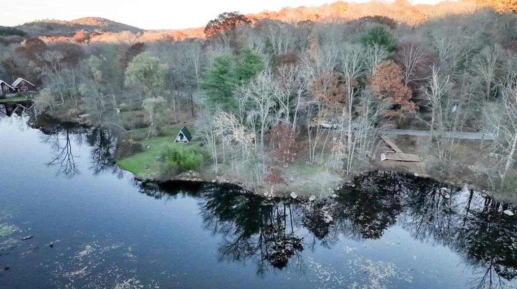 45 Rambler Rd, Kent Lakes NY  10512-3100 exterior