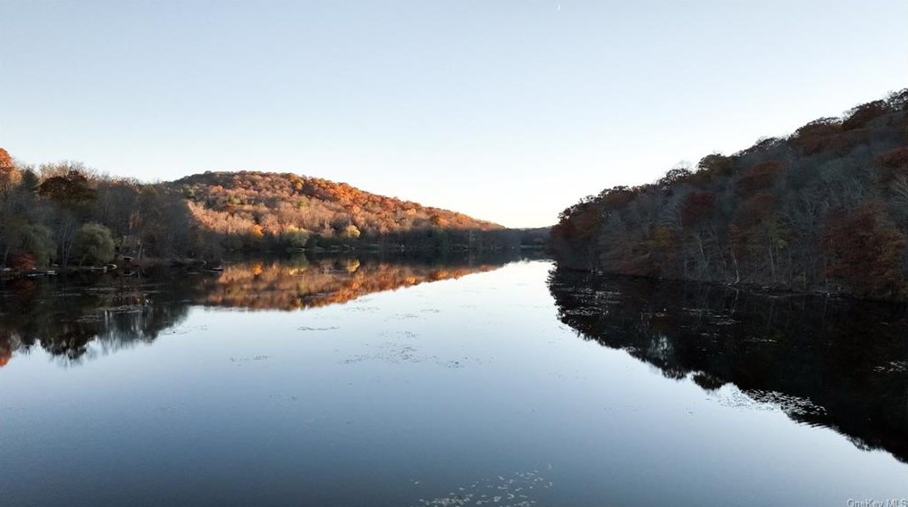 45 Rambler Rd, Kent Lakes NY  10512-3100 exterior