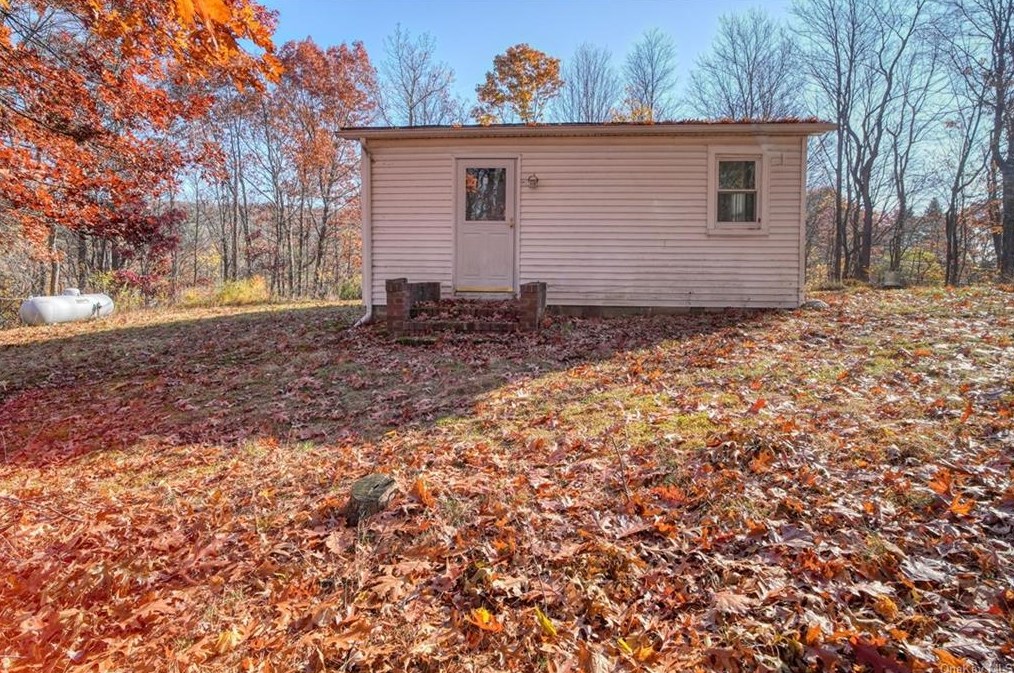 6 Randall Plz, Port Jervis NY  12771-3125 exterior