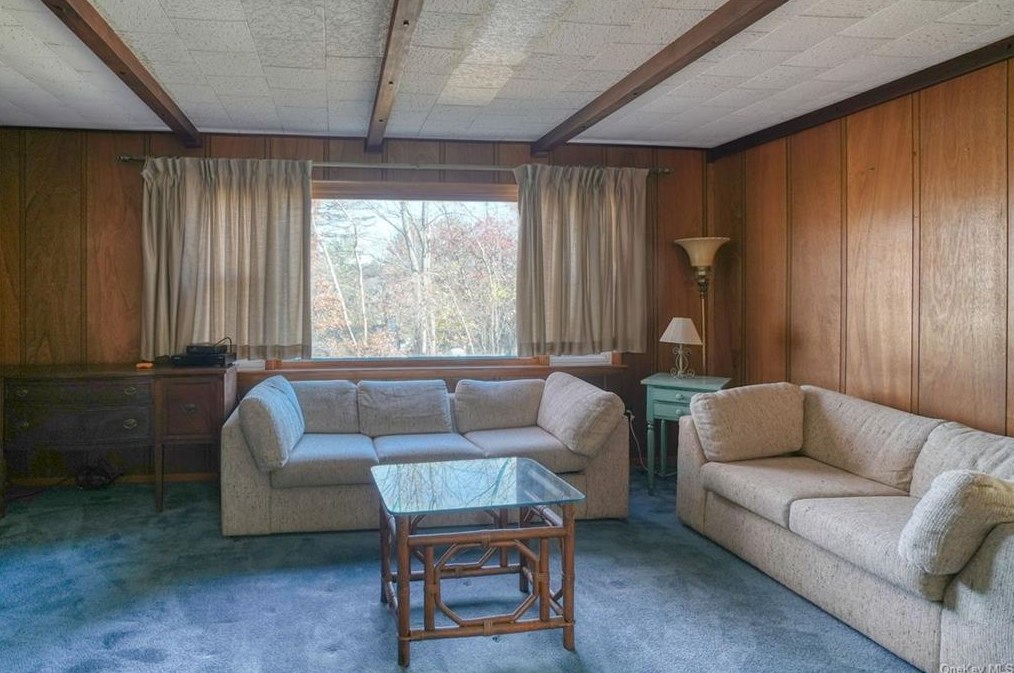 6 Randall Plz, Port Jervis NY  12771-3125 exterior