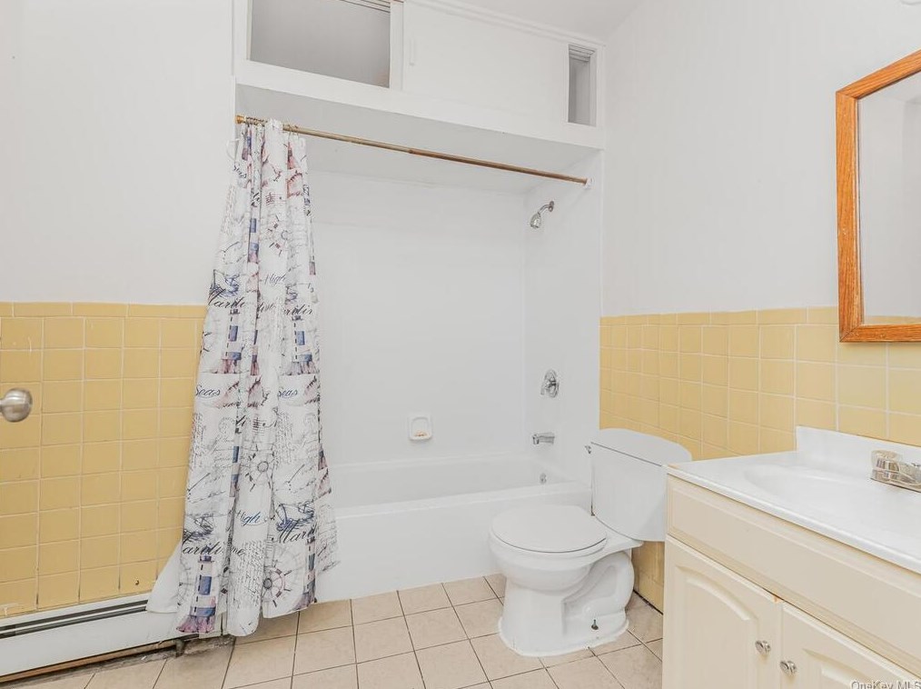 96 Elliott Ave, Yonkers NY 10705-2305 exterior