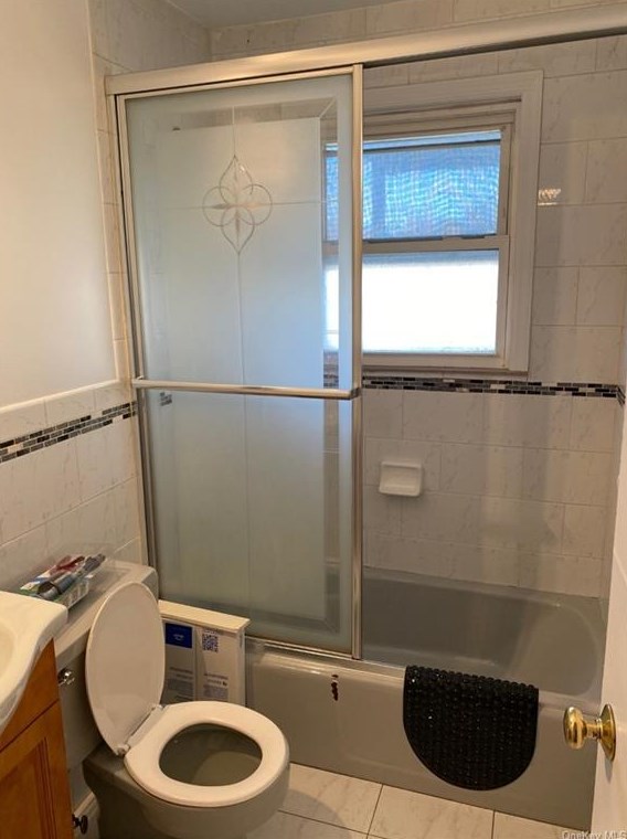 524 Mclean Ave, Yonkers NY  10705-4611 exterior