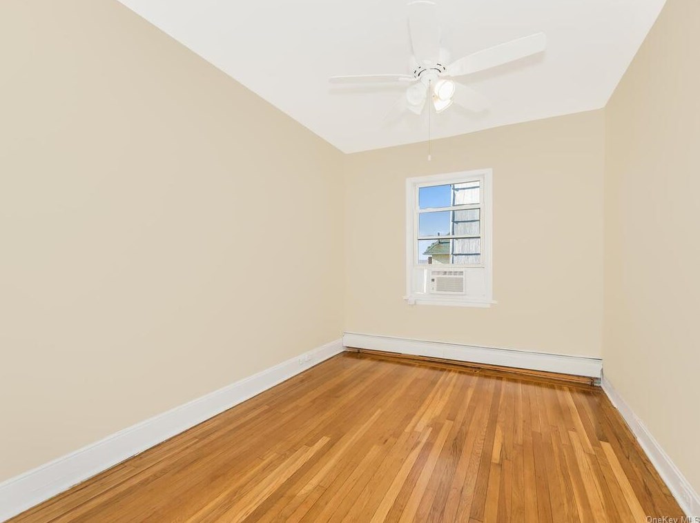 56 Crotty Ave, Yonkers NY 10704-2730 exterior