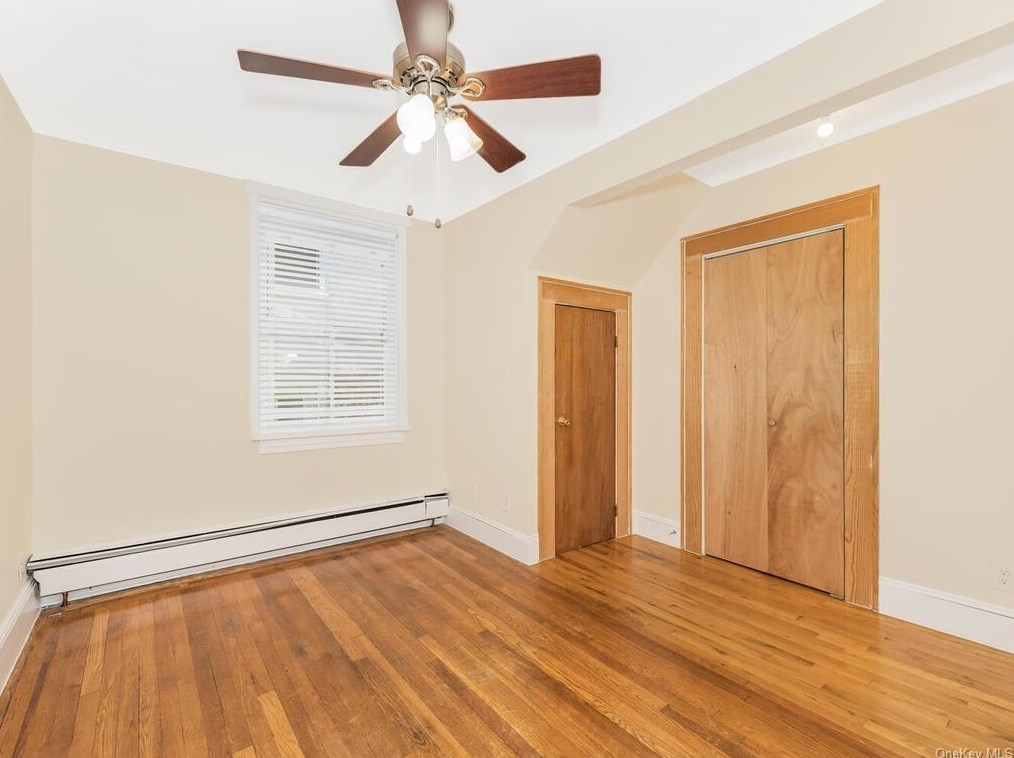 56 Crotty Ave, Yonkers NY 10704-2730 exterior