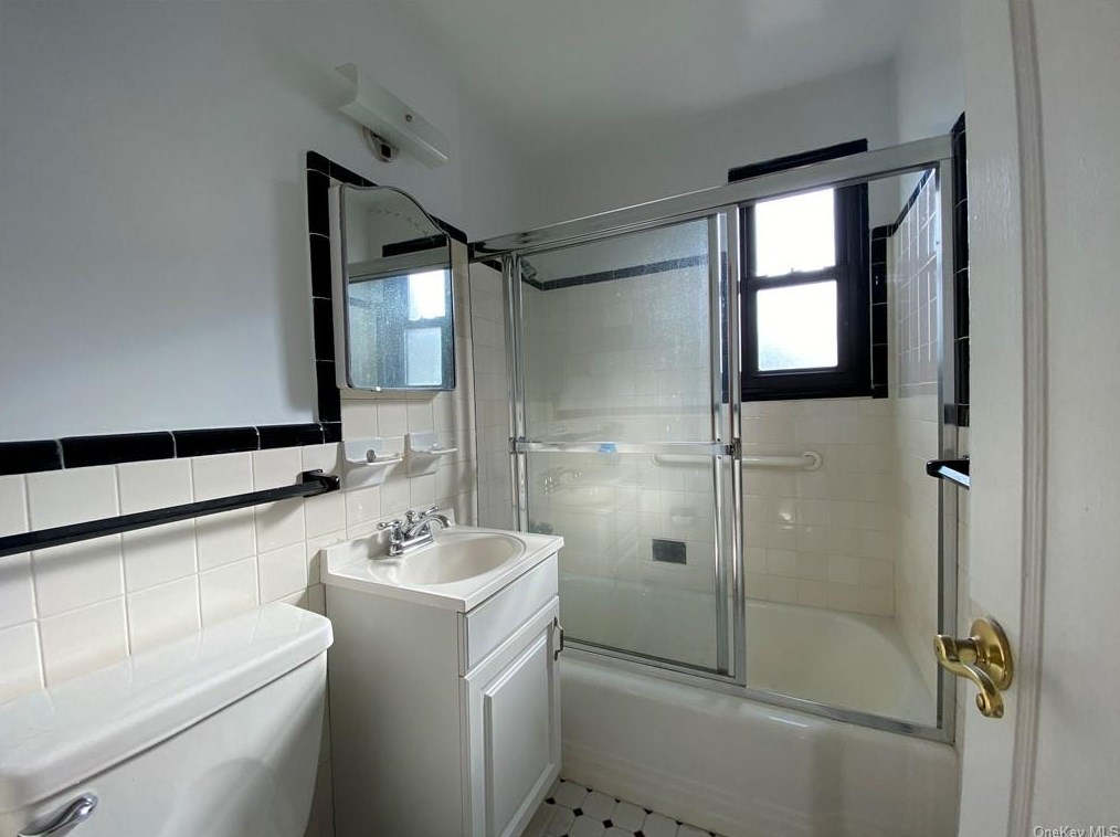 154 Martling Ave, North Tarrytown NY  10591-4754 exterior