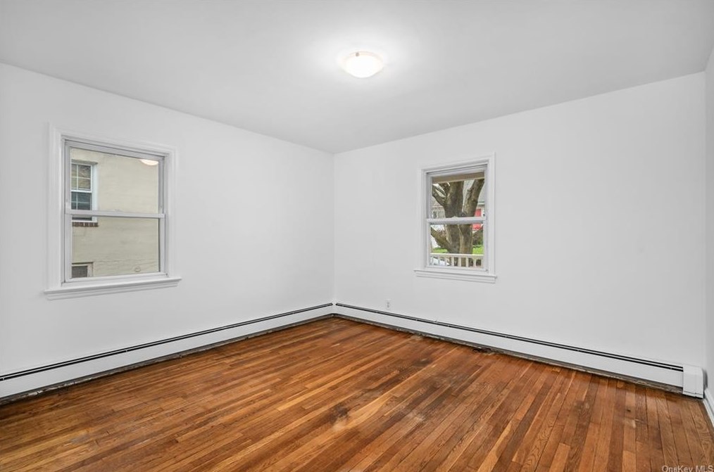 305 Grant Ter, Mamaroneck NY  10543-1409 exterior