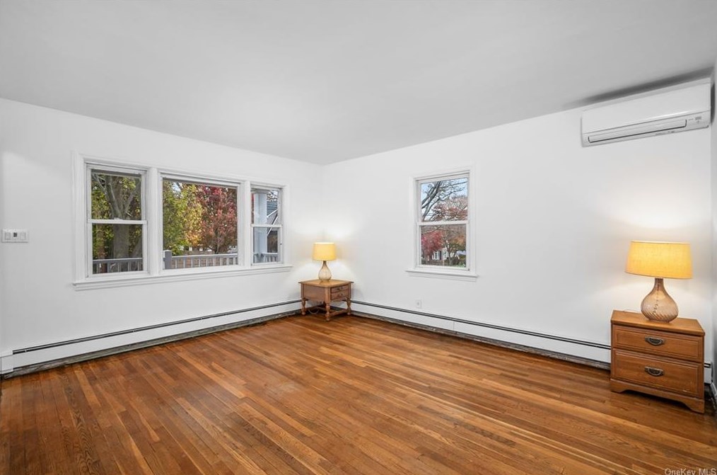 305 Grant Ter, Mamaroneck NY  10543-1409 exterior