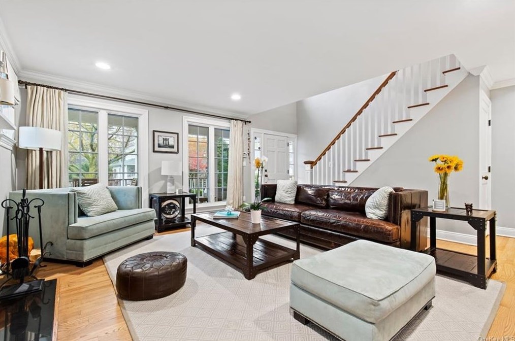 31 Brookdale Pl, Rye NY 10580-2702 exterior