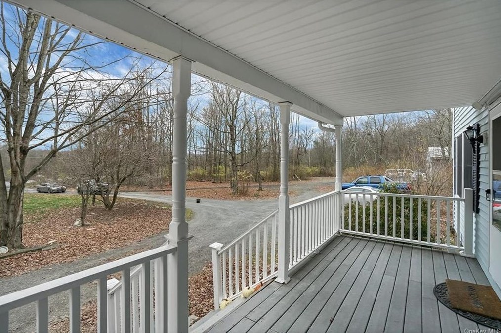 110 Bushville Rd, Westtown NY  10998-2727 exterior
