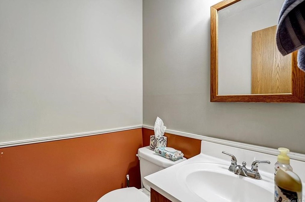 110 Bushville Rd, Westtown NY  10998-2727 exterior