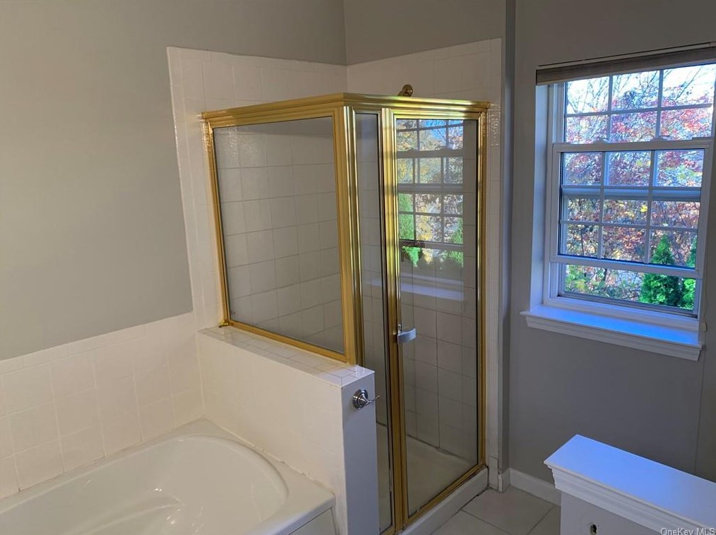 15 Crystal Hill Dr, Mount Ivy NY  10970-2601 exterior