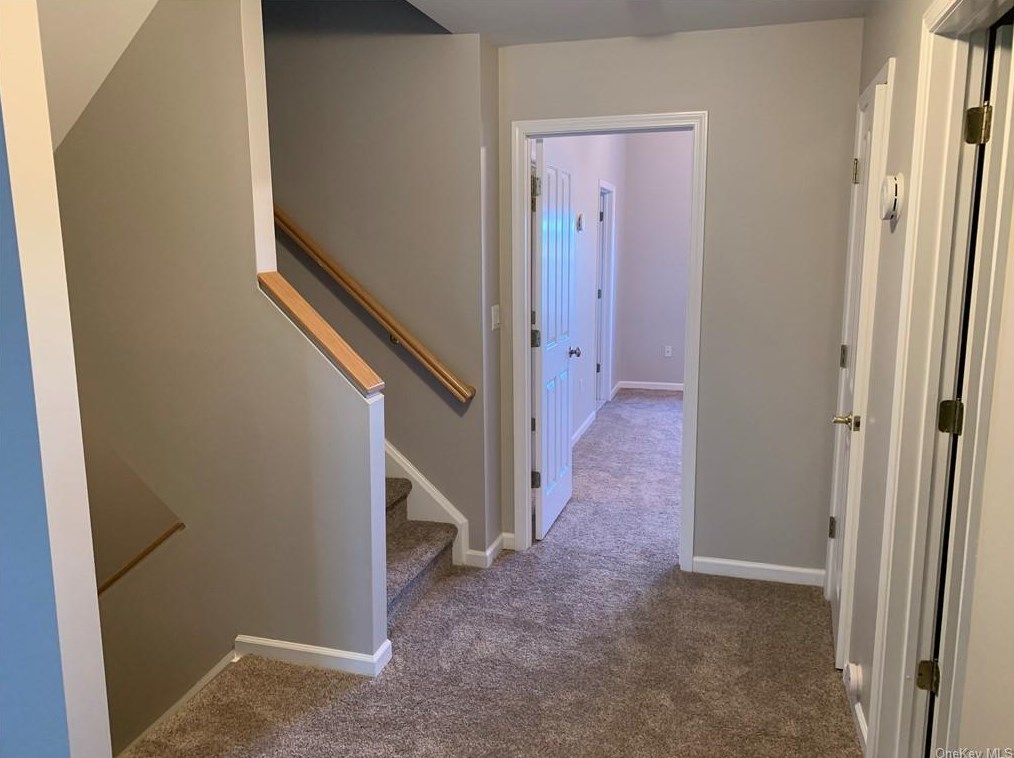 15 Crystal Hill Dr, Mount Ivy NY  10970-2601 exterior