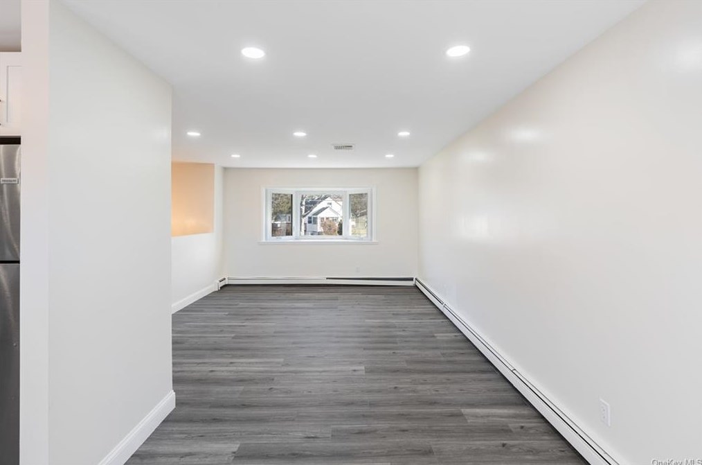 2 Pleasant Ln, Poughkeepsie NY  12603-5628 exterior