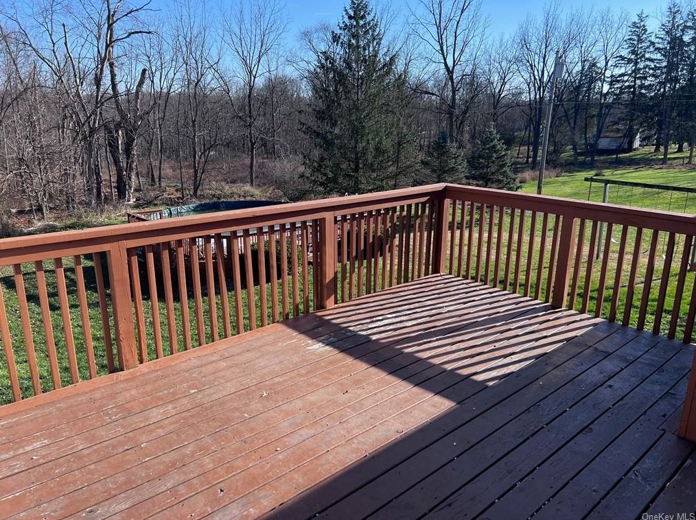 26 Wallkill Rd, Walden NY  12586-2224 exterior