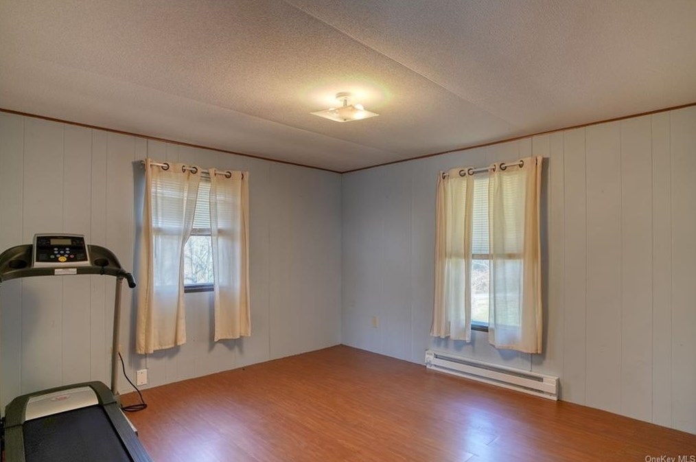 56 Hemmer Rd, Jeffersonville NY  12748-5406 exterior