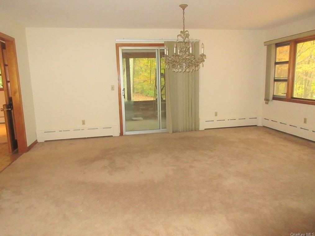 27 Adams Ct, Kent Lakes NY  10512-3000 exterior