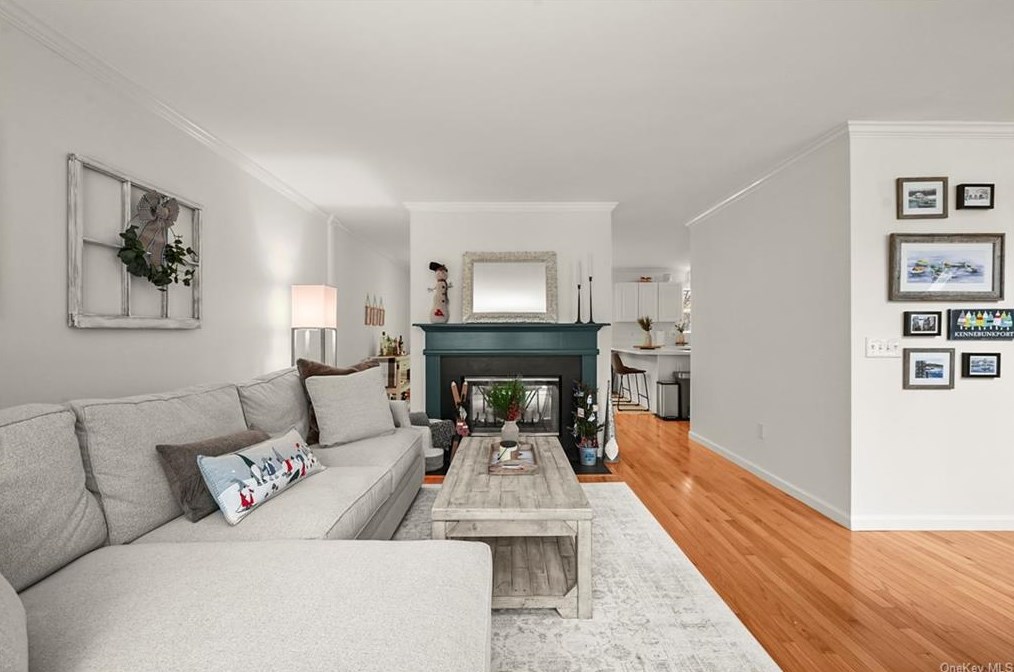 87 Park Rd Ext, Goldens Bridge NY  10526-1126 exterior