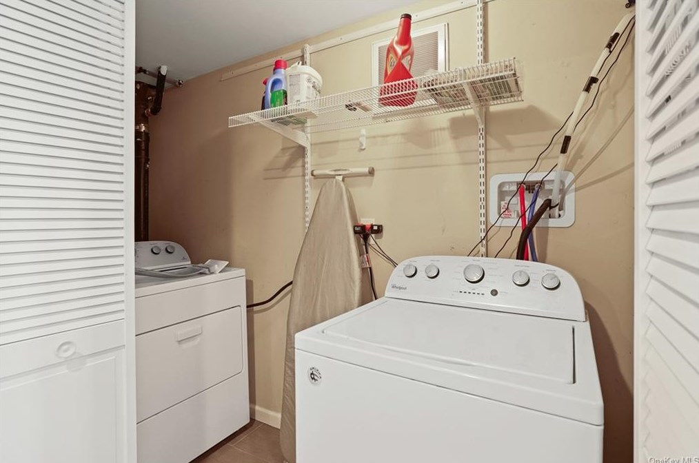 9 Lorene Dr, La Grange NY  12540-5712 exterior