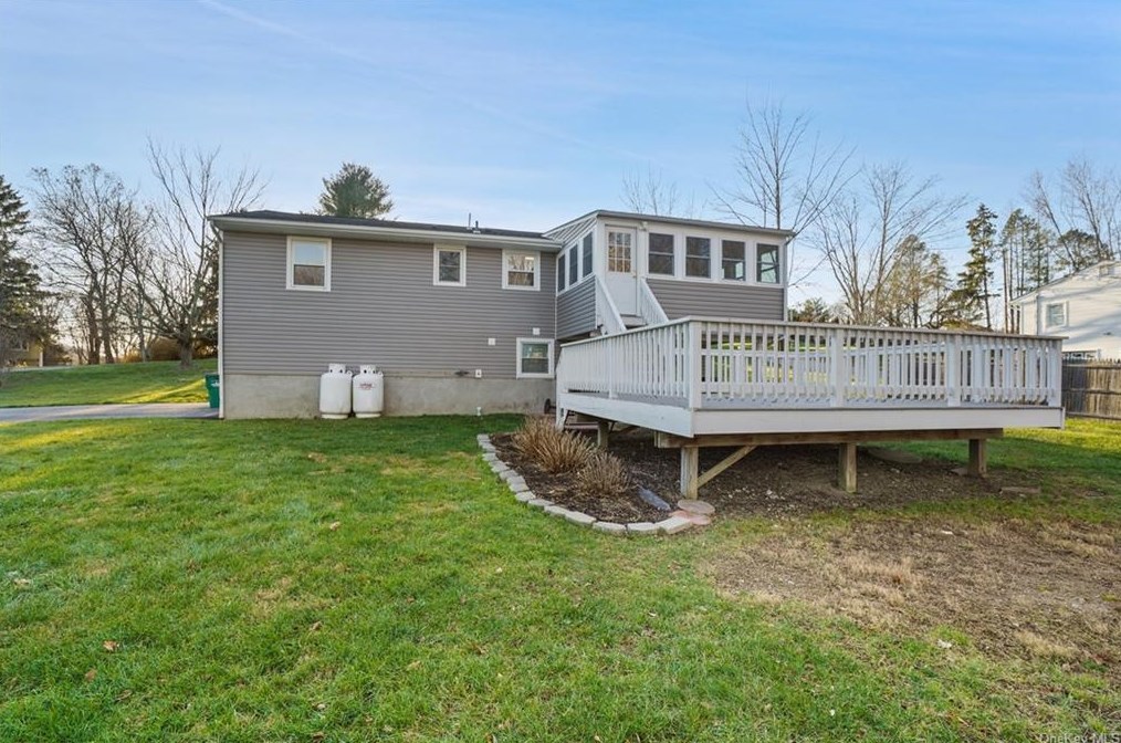 9 Lorene Dr, La Grange NY  12540-5712 exterior