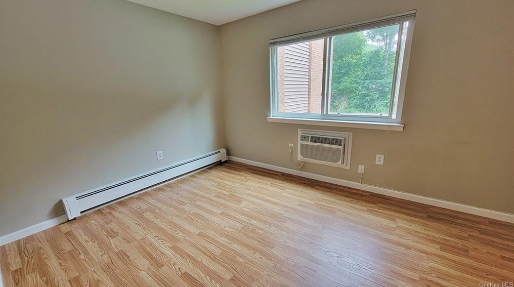 19 Tanager Rd, Monroe NY 10950-1841 exterior