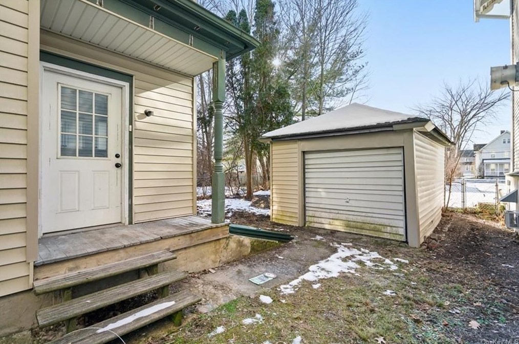 101 Ball St, Port Jervis NY  12771-2624 exterior