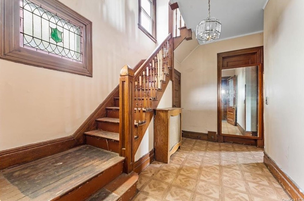 58 Amackassin Ter, Yonkers NY  10703-2214 exterior