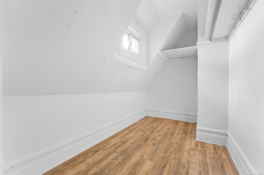 58 Amackassin Ter, Yonkers NY  10703-2214 exterior