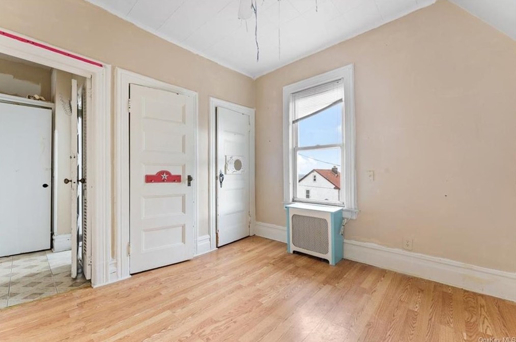 58 Amackassin Ter, Yonkers NY  10703-2214 exterior