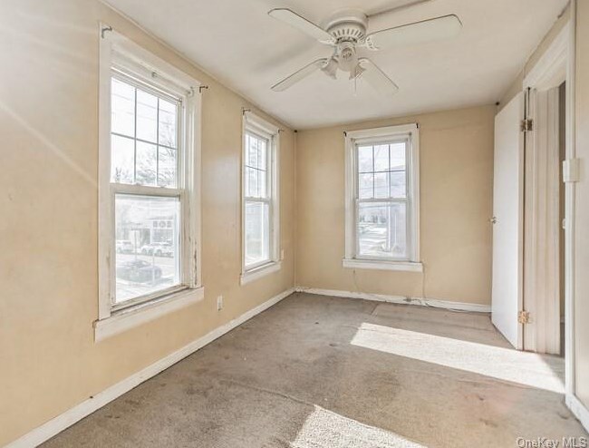 63 Hearst St, Yonkers NY 10703-1006 exterior