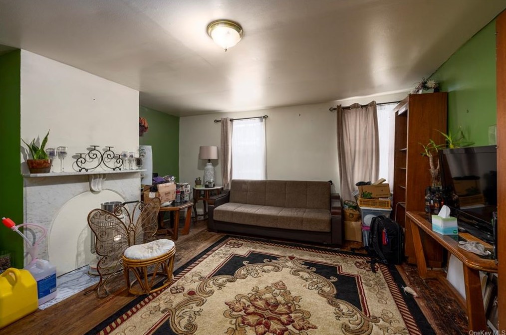 122 Garden St, Poughkeepsie NY  12601-1932 exterior