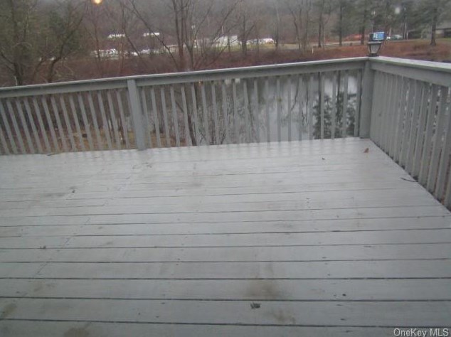 22 Old Greenville Tpke, Port Jervis NY  12771-2336 exterior