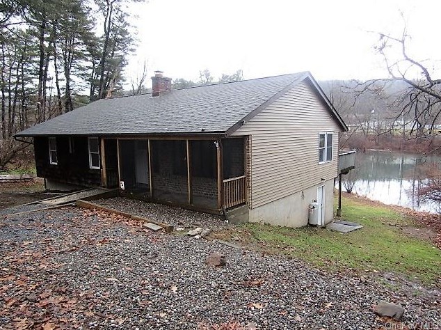 22 Old Greenville Tpke, Port Jervis NY  12771-2336 exterior