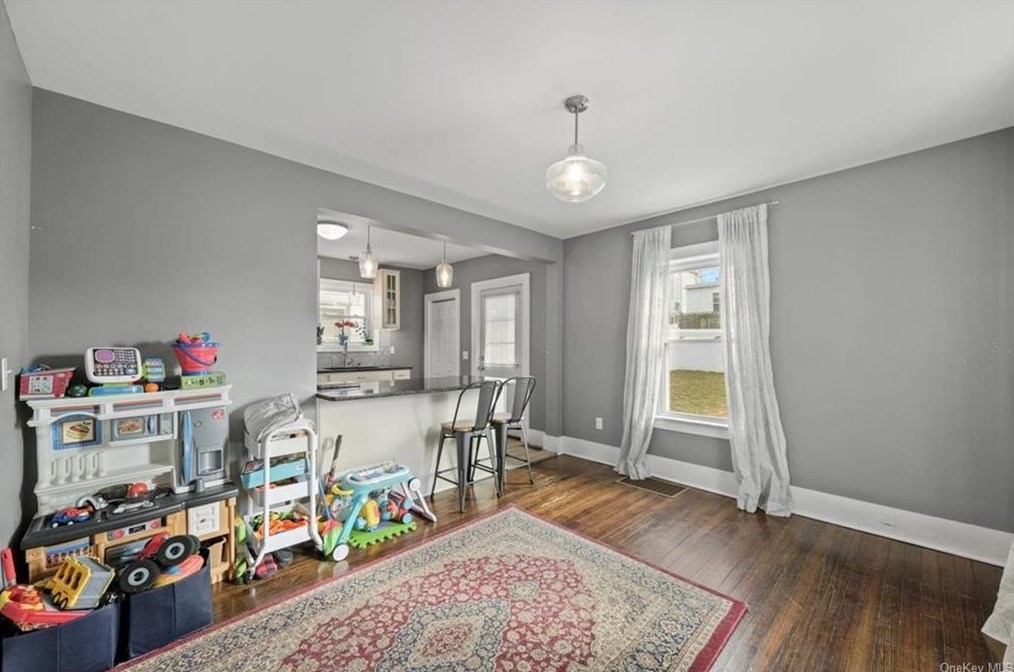 104 Prospect St, Newburgh NY  12550-4313 exterior