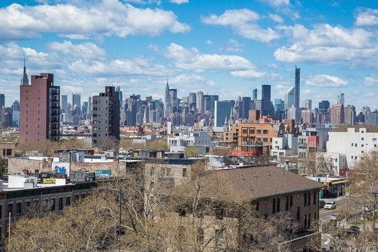 100 Maspeth Ave, Brooklyn NY  11211-2565 exterior