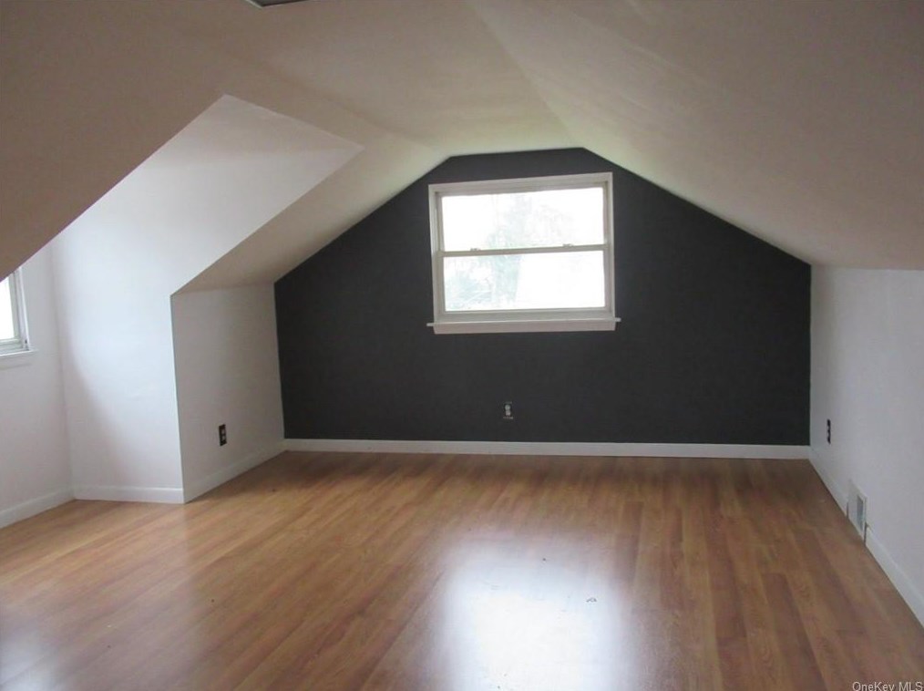 23 Thomas Ave, Poughkeepsie NY  12603-1518 exterior