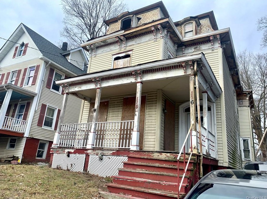 116 Wells St, Peekskill NY  10566-3530 exterior