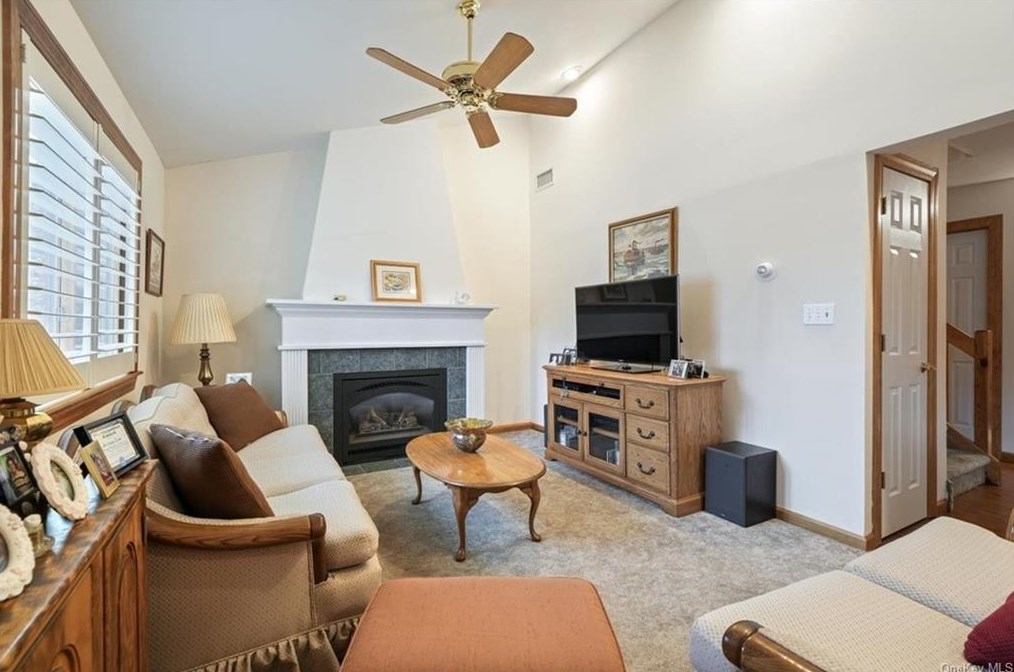 24 Butler Dr, Goshen NY  10924-2416 exterior