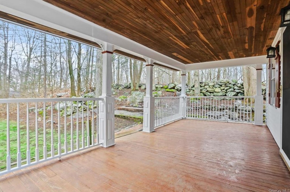 163 Crane Rd, Kent Lakes NY  10512-4064 exterior