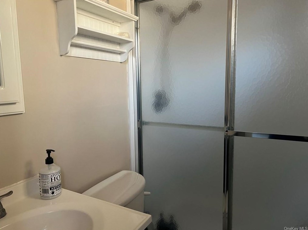 406 Drew Ln, Kent Lakes NY  10512-3749 exterior