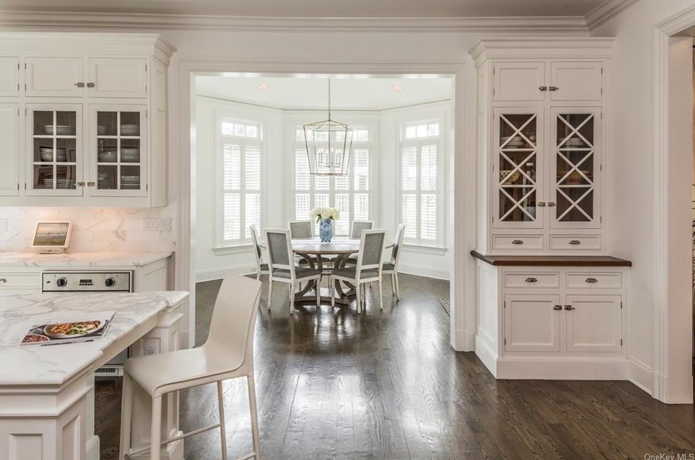 300 Grace Church St, Rye NY  10580-4202 exterior