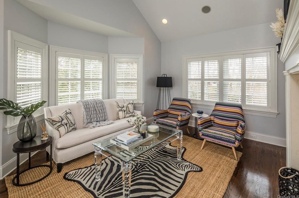 300 Grace Church St, Rye NY  10580-4202 exterior