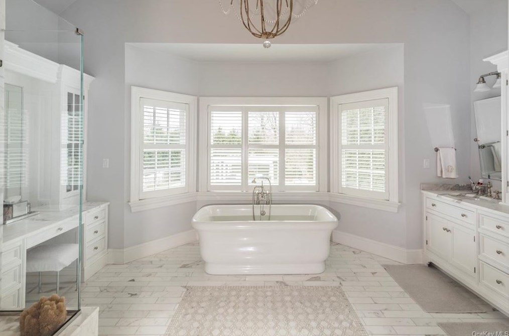 300 Grace Church St, Rye NY  10580-4202 exterior