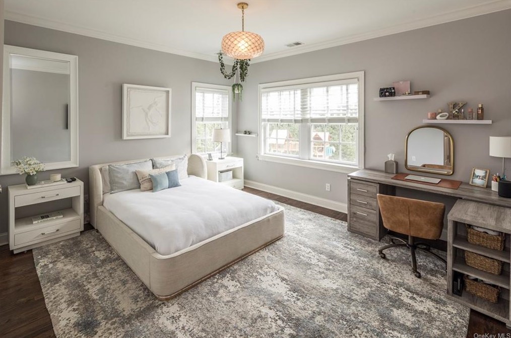 300 Grace Church St, Rye NY  10580-4202 exterior