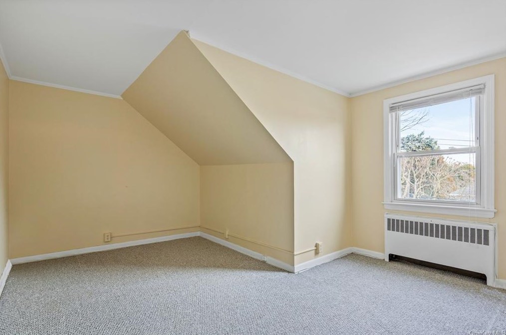 182 Ellsworth Ave, Harrison NY  10528-2015 exterior